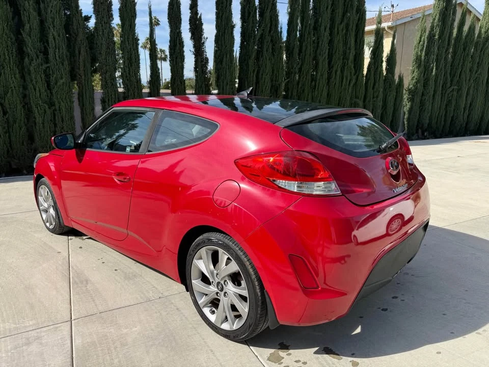 2017 Hyundai Veloster - Image 5 of 15