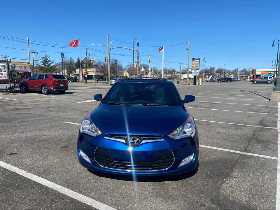 2017 Hyundai Veloster - Image 6 of 19