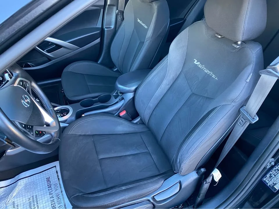2017 Hyundai Veloster - Image 6 of 12