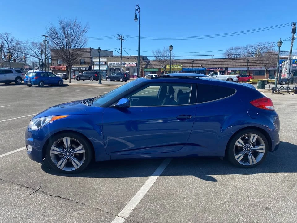 2017 Hyundai Veloster - Image 9 of 19