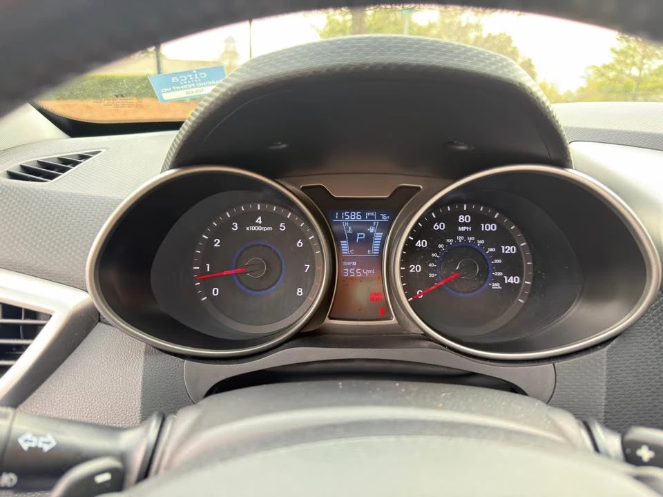 2017 Hyundai Veloster - Image 13 of 20