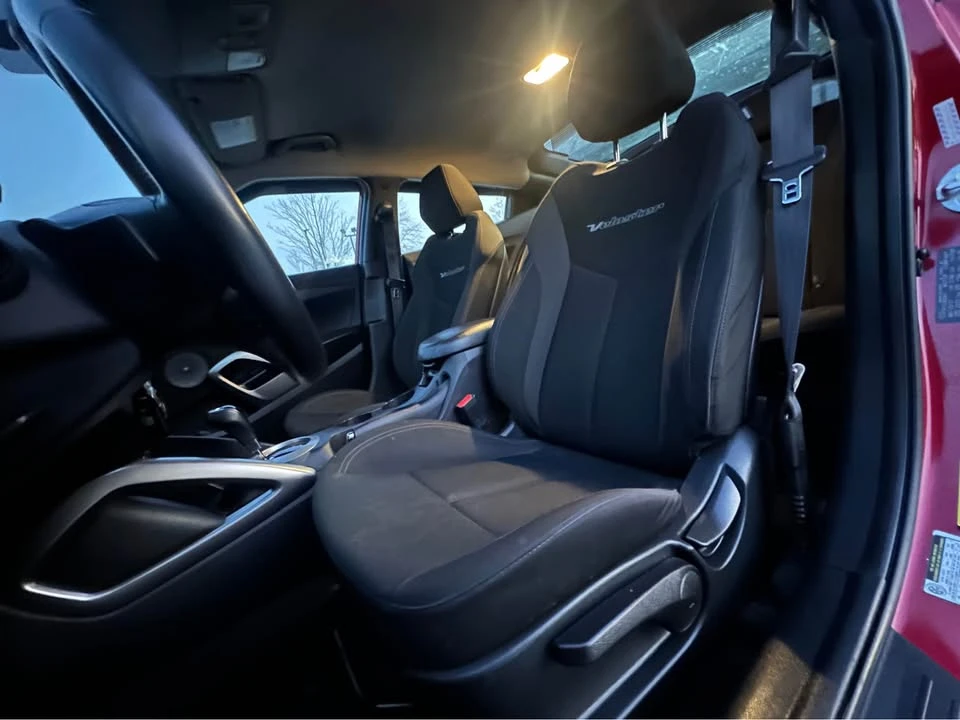 2017 Hyundai Veloster - Image 9 of 15