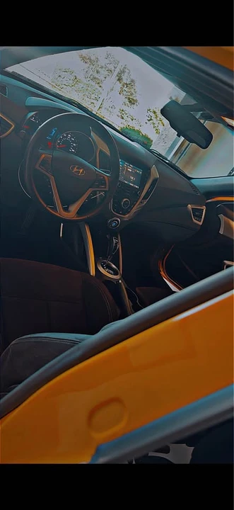 2017 Hyundai Veloster - Image 3 of 7
