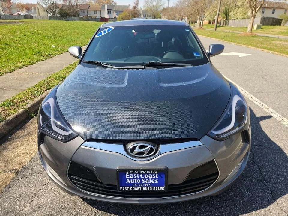2017 Hyundai Veloster - Image 8 of 19
