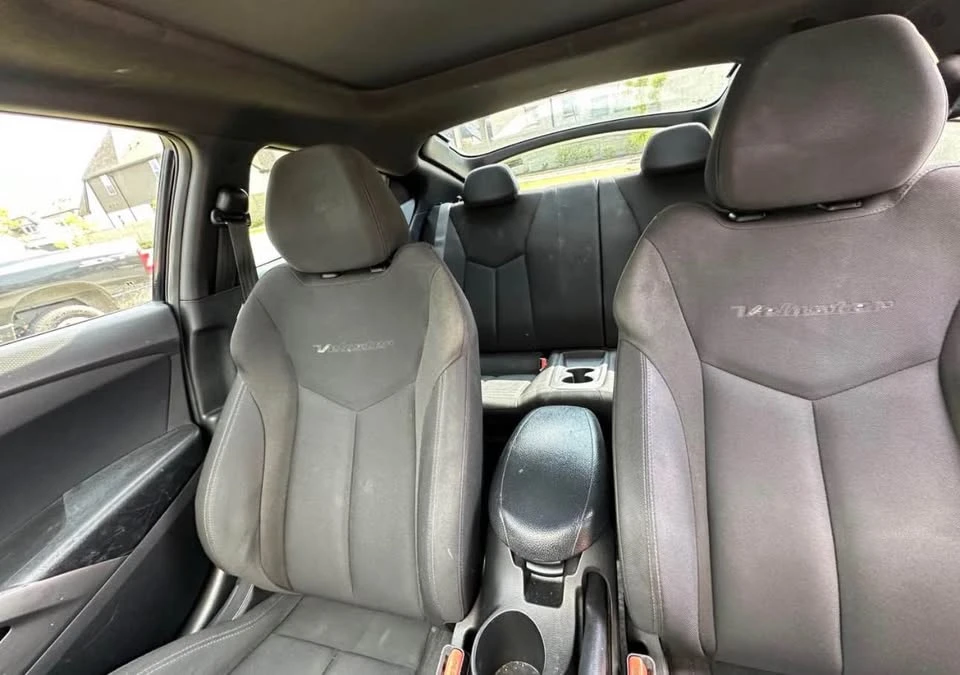 2017 Hyundai Veloster - Image 4 of 6
