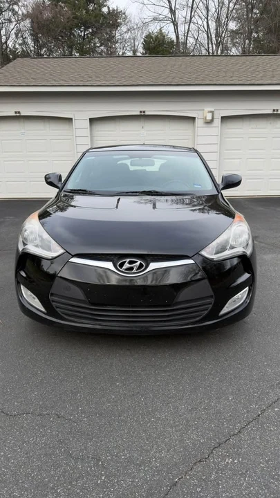 2017 Hyundai Veloster - Image 9 of 20