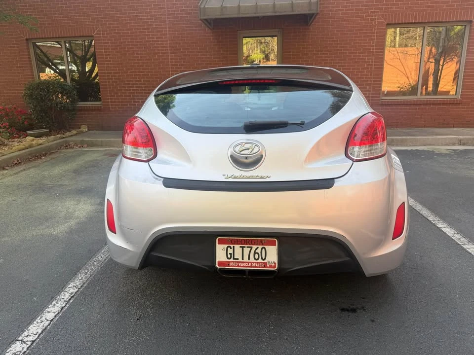 2017 Hyundai Veloster - Image 5 of 11