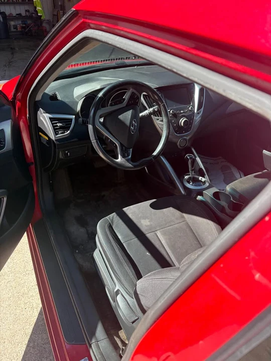 2017 Hyundai Veloster - Image 5 of 5