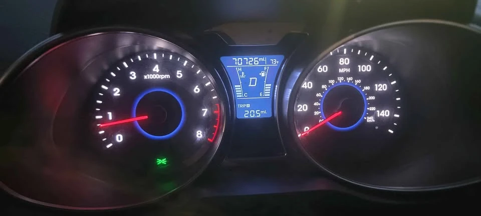 2017 Hyundai Veloster - Image 5 of 5