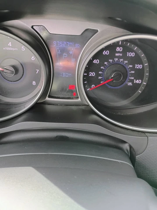 2017 Hyundai Veloster - Image 4 of 17
