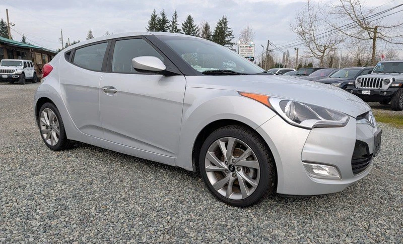2017 Hyundai Veloster - Image 3 of 8