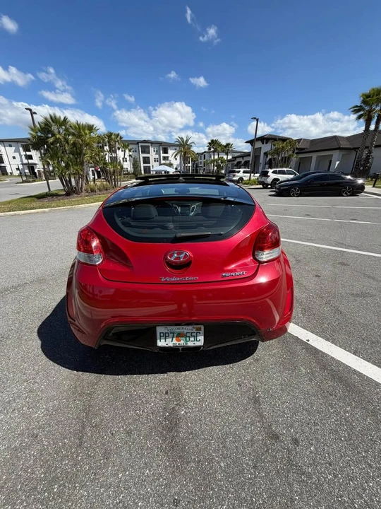 2017 Hyundai Veloster - Image 4 of 12