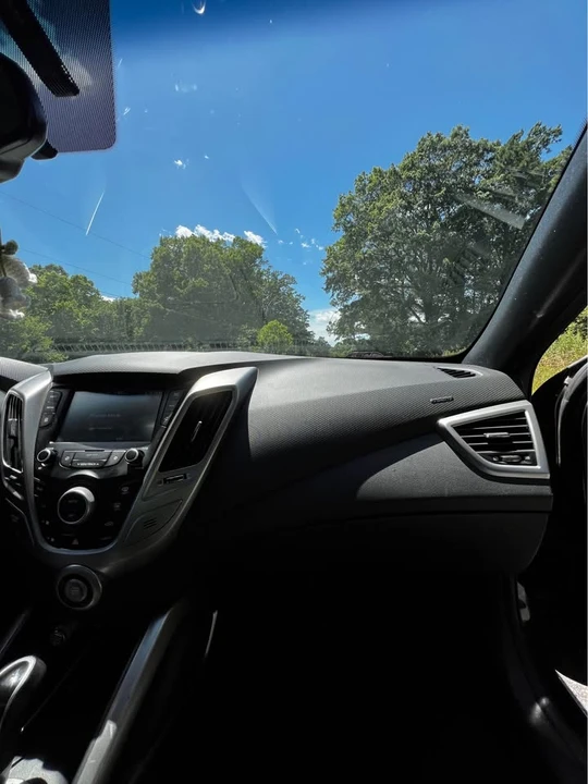 2017 Hyundai Veloster - Image 17 of 19