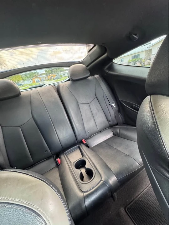 2017 Hyundai Veloster - Image 10 of 16