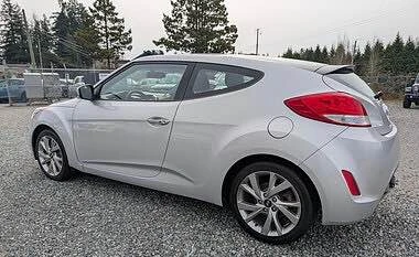 2017 Hyundai Veloster - Image 3 of 8