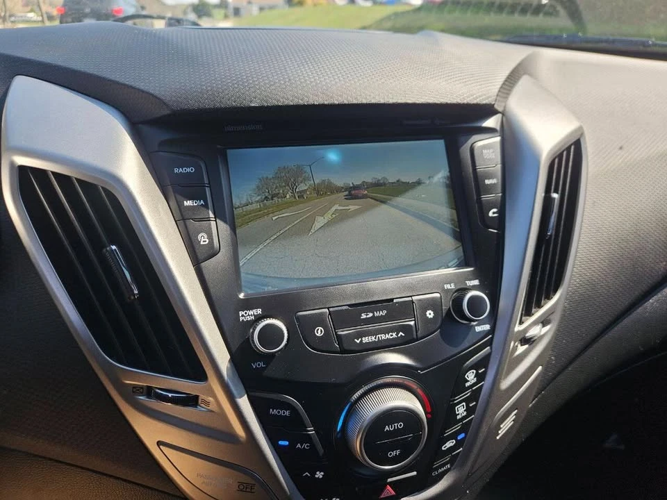 2017 Hyundai Veloster - Image 19 of 19
