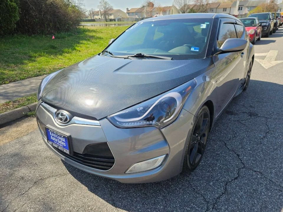 2017 Hyundai Veloster - Image 2 of 19