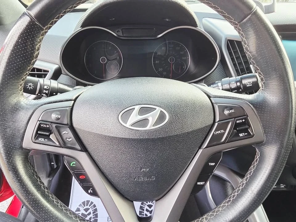 2017 Hyundai Veloster - Image 16 of 19