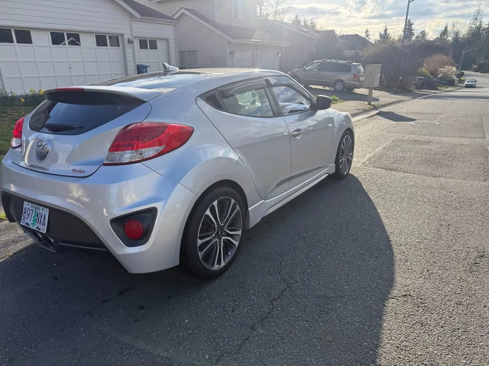 2017 Hyundai Veloster - Image 3 of 10