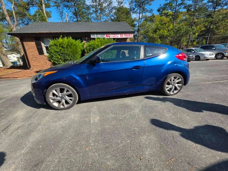 2017 Hyundai Veloster - Image 5 of 15