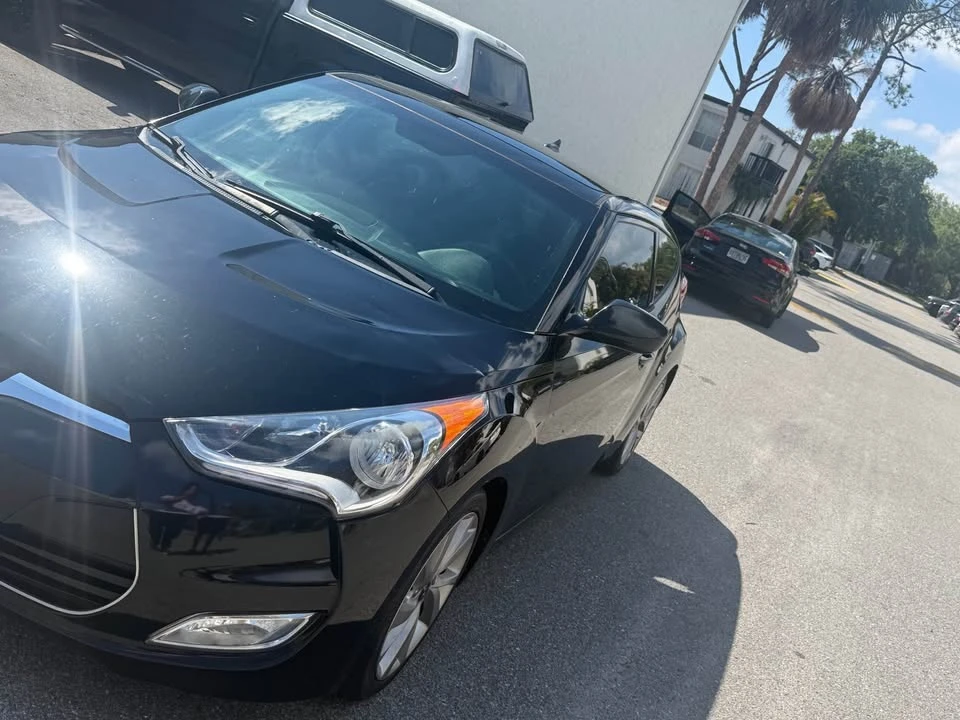 2017 Hyundai Veloster - Image 3 of 14
