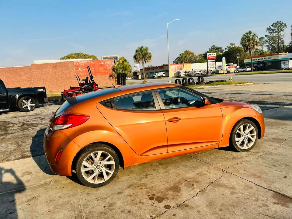 2017 Hyundai Veloster - Image 12 of 15
