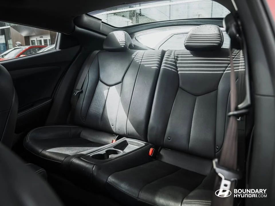 2017 Hyundai Veloster - Image 17 of 19
