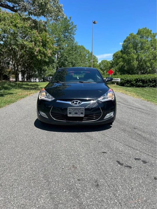 2017 Hyundai Veloster - Image 4 of 19