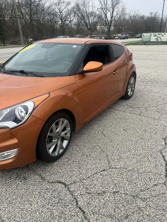 2017 Hyundai Veloster - Image 3 of 13