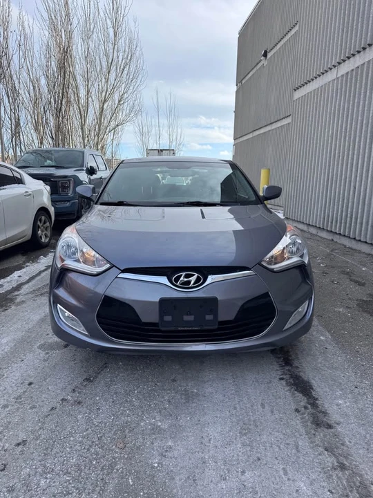 2017 Hyundai Veloster - Image 15 of 15