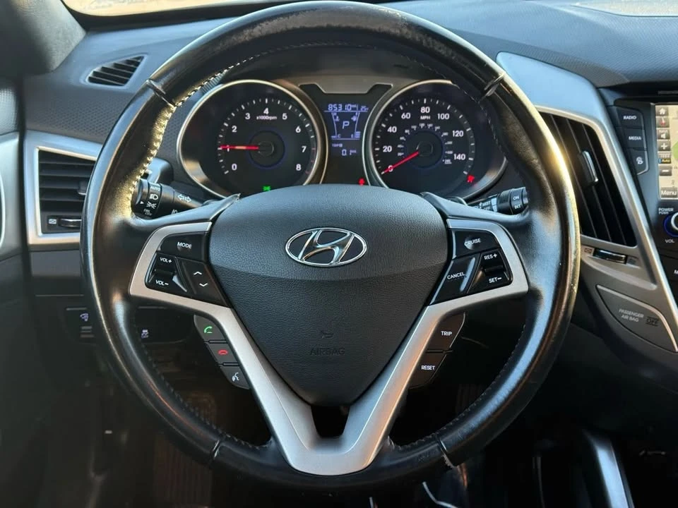 2017 Hyundai Veloster - Image 9 of 16