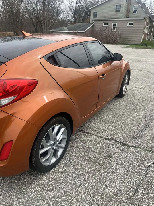 2017 Hyundai Veloster - Image 4 of 13