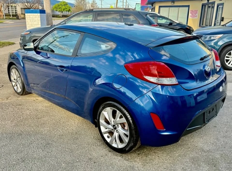2017 Hyundai Veloster - Image 5 of 19
