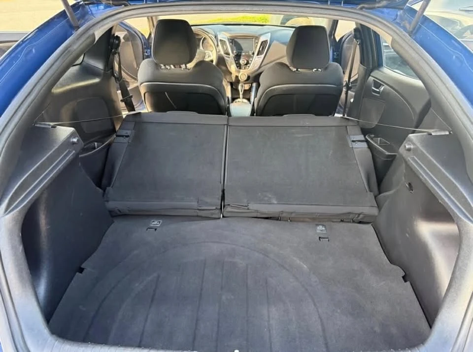 2017 Hyundai Veloster - Image 17 of 19