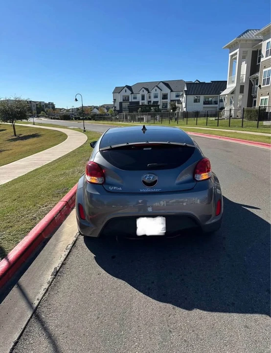2017 Hyundai Veloster - Image 3 of 5