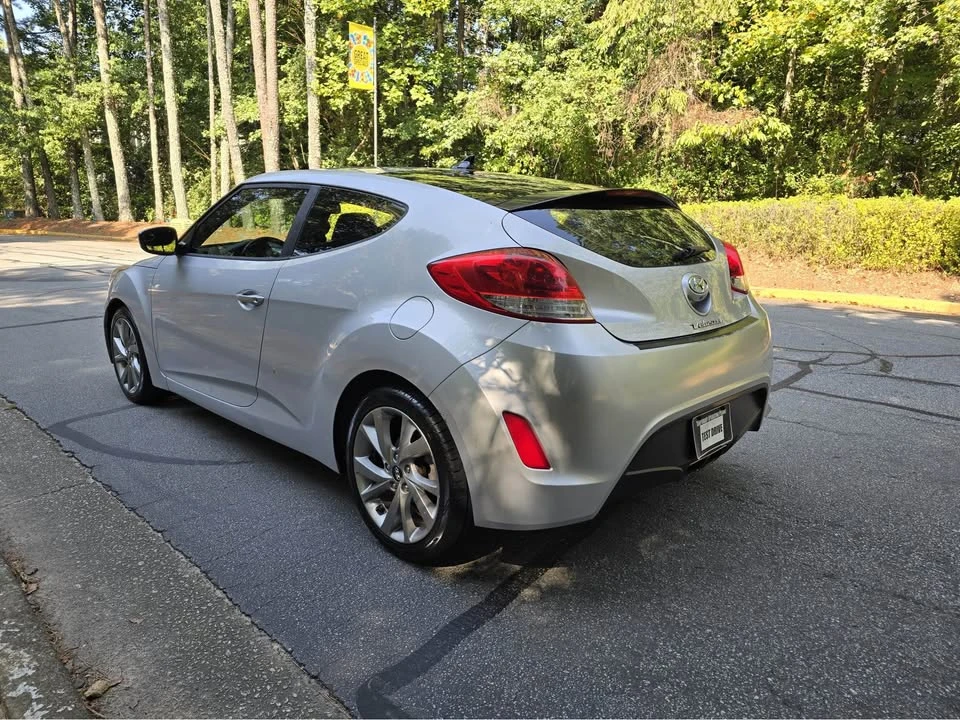 2017 Hyundai Veloster - Image 3 of 13