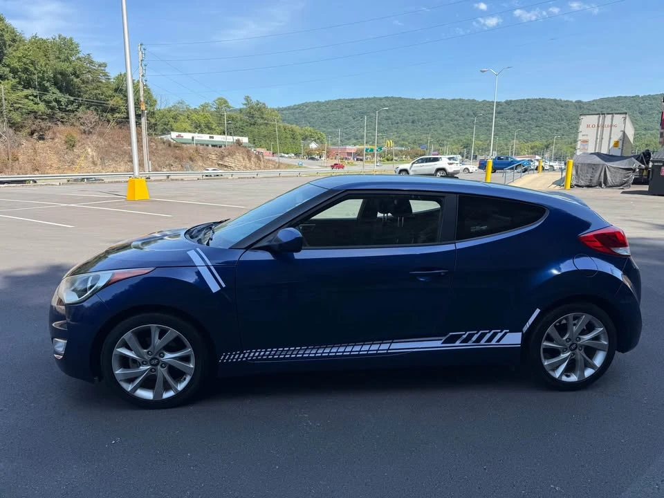 2017 Hyundai Veloster - Image 3 of 20