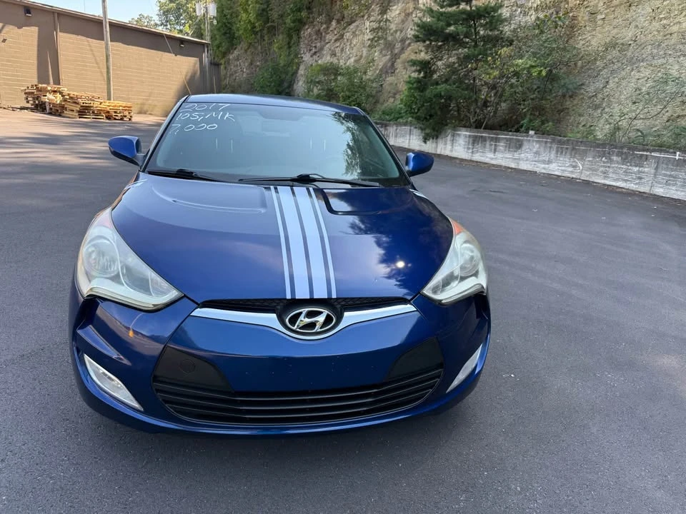 2017 Hyundai Veloster - Image 10 of 20