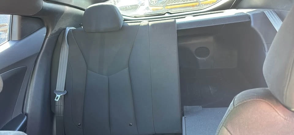 2017 Hyundai Veloster - Image 11 of 12