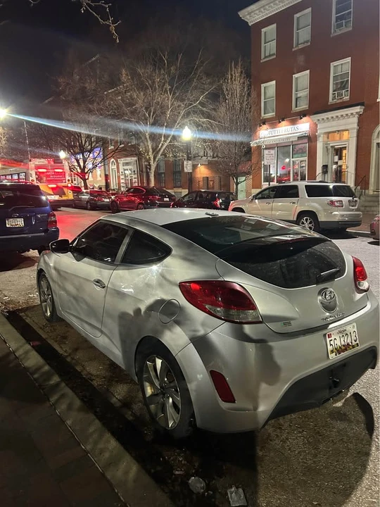 2017 Hyundai Veloster - Image 2 of 2