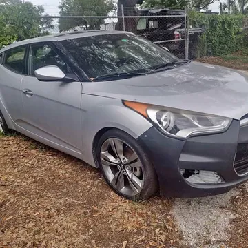 2017 Hyundai Veloster 2.0 Coupe 3D