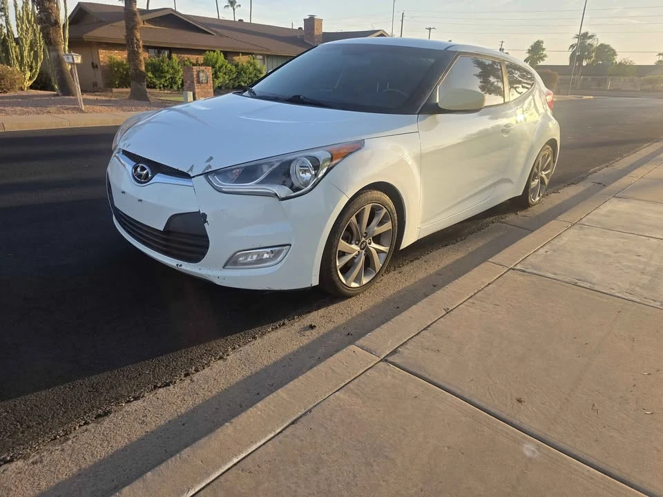 2017 Hyundai Veloster - Image 8 of 8
