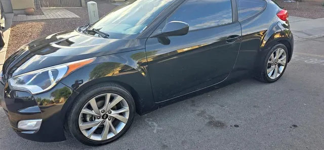 2017 Hyundai Veloster 2.0 Coupe
