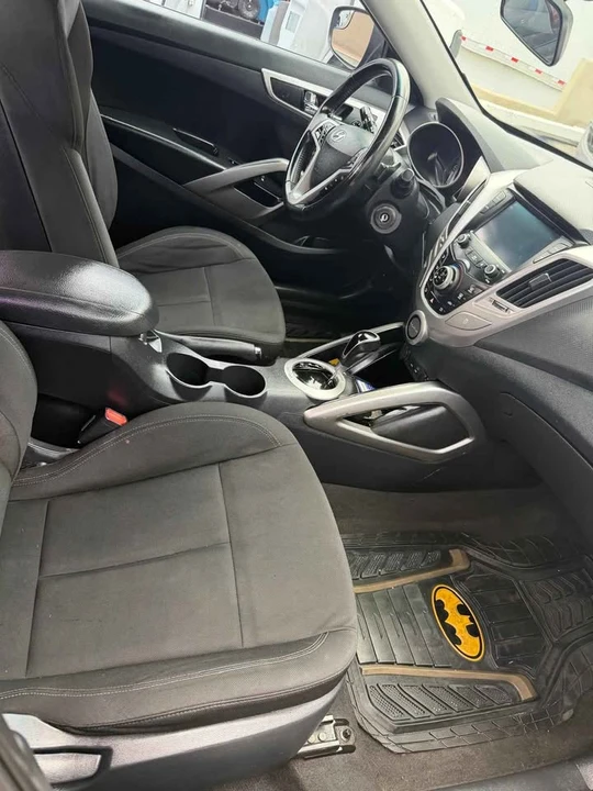 2017 Hyundai Veloster - Image 5 of 5