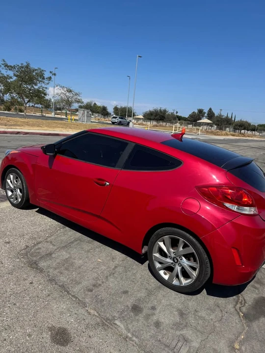 2017 Hyundai Veloster - Image 3 of 14