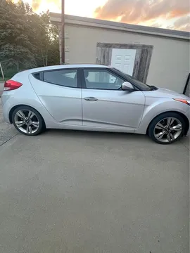 2017 Hyundai Veloster 2.0 Coupe
