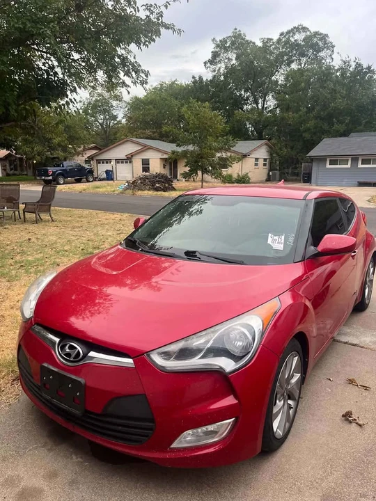 2017 Hyundai Veloster - Image 3 of 9