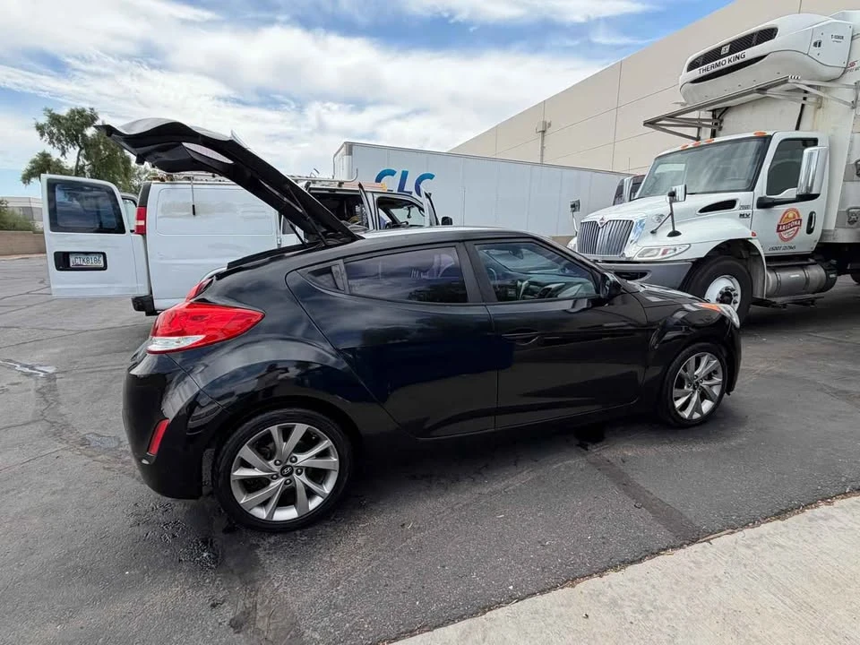 2017 Hyundai Veloster - Image 3 of 4