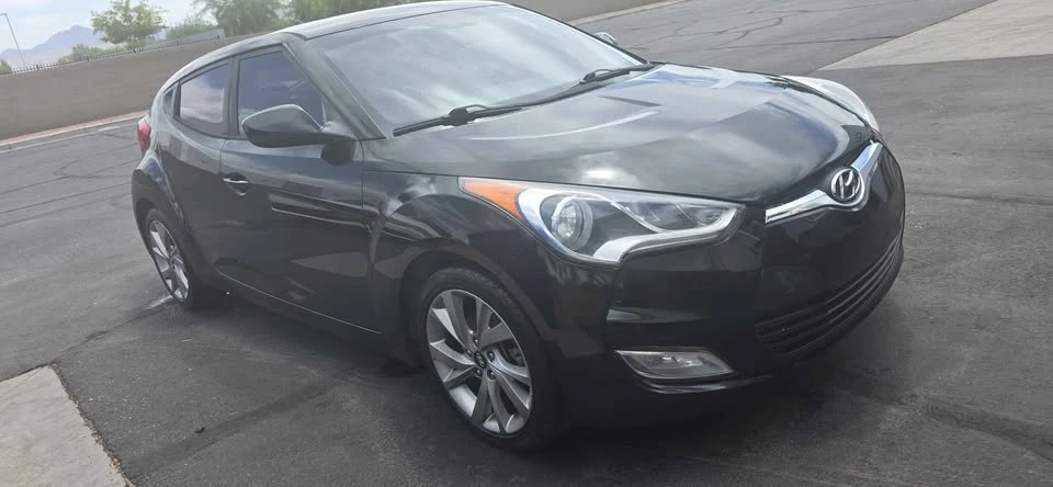 2017 Hyundai Veloster - Image 3 of 4