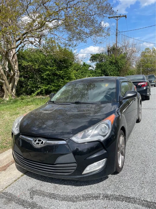 2017 Hyundai Veloster - Image 6 of 9
